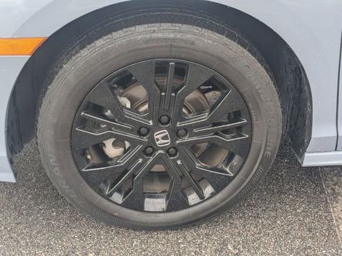 Used 2025 Honda Odyssey Sport-L image 10