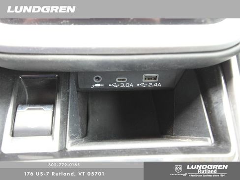 Used 2023 Subaru Outback Limited image 21