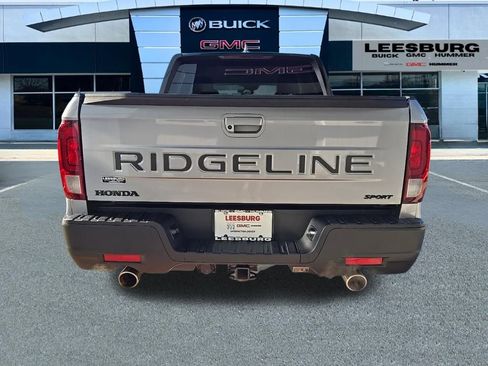 Used 2024 Honda Ridgeline Sport image 6