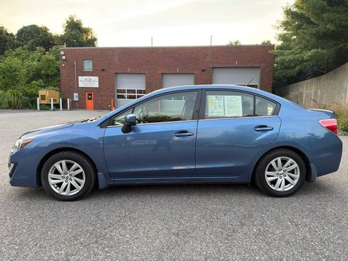 Used 2015 Subaru Impreza 2.0i Premium AWD/4WD image 3