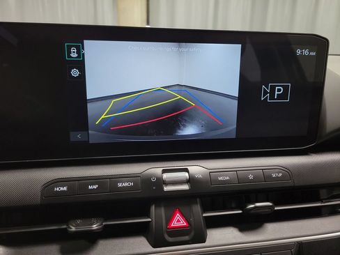 Used 2025 Kia K4 FWD image 20
