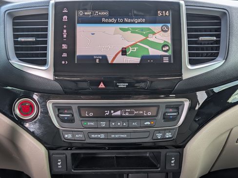 Used 2019 Honda Ridgeline RTL-E image 17