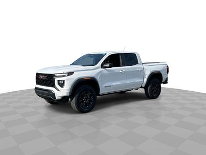 Used 2025 GMC Canyon Elevation