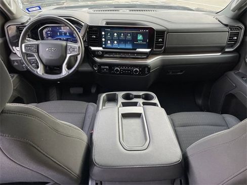 Used 2022 Chevrolet Silverado 1500 RST w/ Protection Package image 10