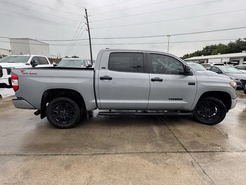 Used 2021 Toyota Tundra SR5 RWD image 4