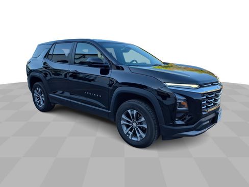 Certified 2026 Chevrolet Equinox LT AWD/4WD image 2