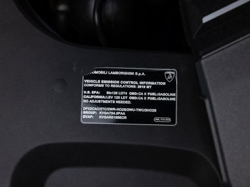 Used 2019 Lamborghini Urus image 99