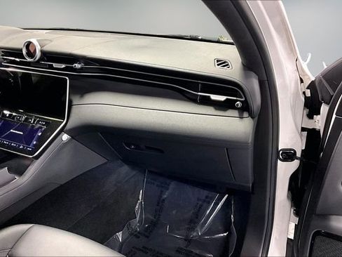 Used 2024 Maserati Grecale GT AWD/4WD image 24