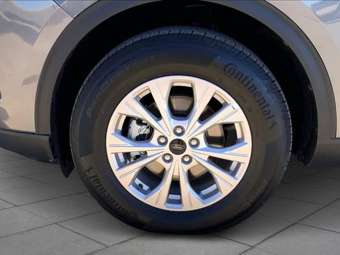 Used 2025 Ford Escape Active image 10