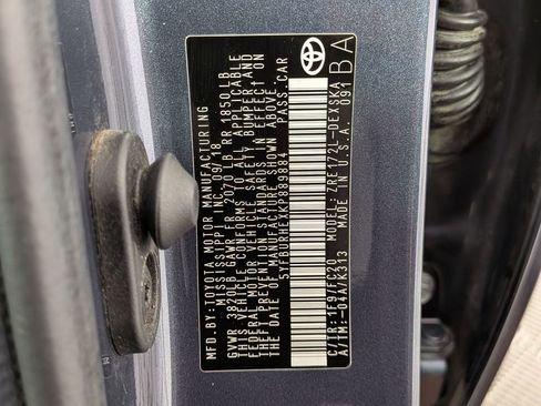 Used 2019 Toyota Corolla SE w/ Carpet Mat Package (TMS) FWD image 31