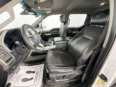Used 2015 Ford F150 Lariat w/ Equipment Group 502A Luxury AWD/4WD image 19