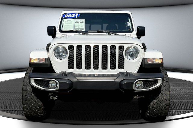 Used 2021 Jeep Gladiator Sport AWD/4WD image 2