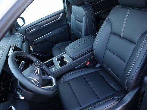 New 2026 GMC Acadia Elevation image 27