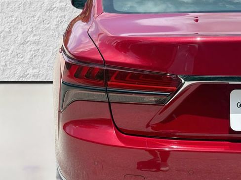 Used 2024 Lexus LS 500 RWD image 10