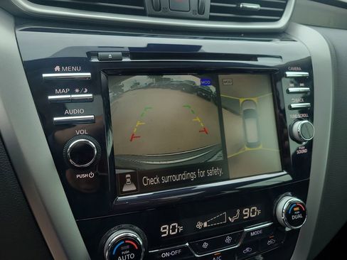 Certified 2024 Nissan Murano SL FWD image 27
