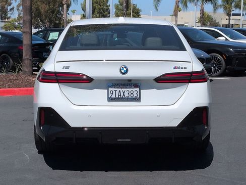 Used 2025 BMW i5 M60 w/ Premium Package AWD/4WD image 9