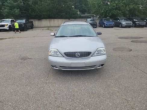 Used 2005 Mercury Sable LS FWD image 3