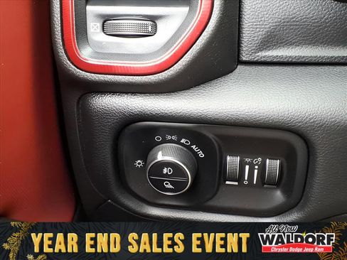 Used 2019 RAM 1500 Rebel image 20