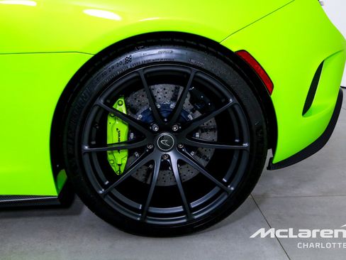 Used 2016 McLaren 675LT Coupe image 24