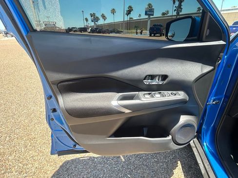 Used 2024 Nissan Kicks SV FWD image 10