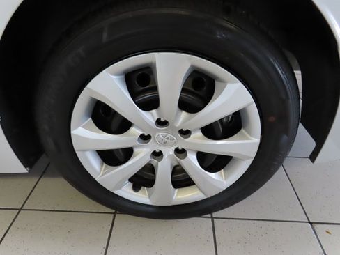 Used 2024 Toyota Corolla LE image 16