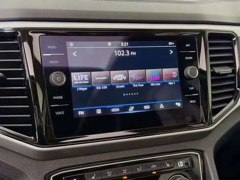 Used 2023 Volkswagen Atlas SE w/ Panoramic Sunroof Package FWD image 15