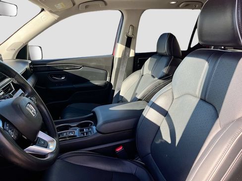 Used 2025 Honda Pilot Elite image 22