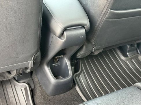 Used 2021 Honda HR-V EX-L image 10