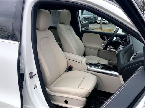 Used 2026 Mercedes-Benz GLA 250 4MATIC image 7