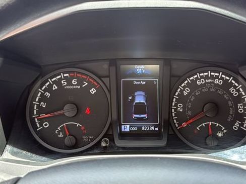 Used 2023 Toyota Tacoma SR w/ SR Convenience Package RWD image 21