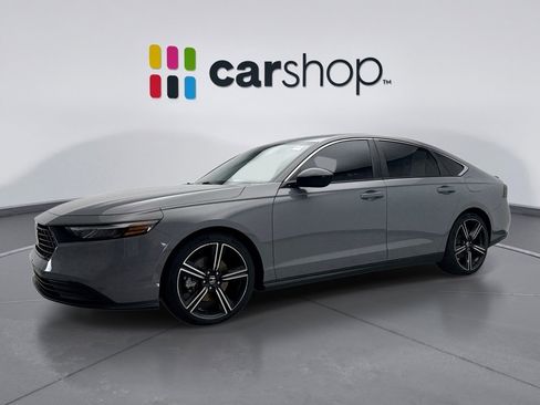 Used 2023 Honda Accord Sport image 1