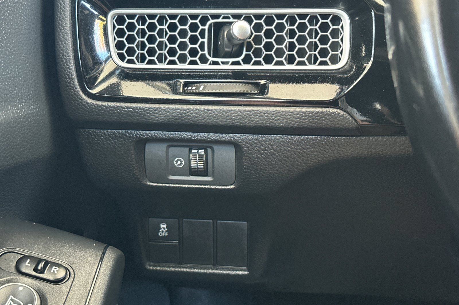 Used 2025 Honda Civic Sport image 41