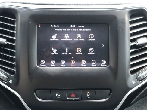 Used 2021 Jeep Cherokee Latitude Lux w/ Sun & Sound Group FWD image 24