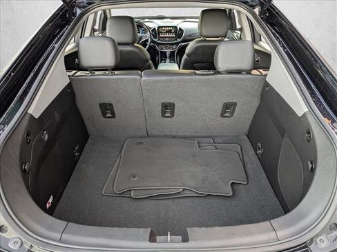 Used 2018 Chevrolet Volt Premier w/ Driver Confidence Package image 6