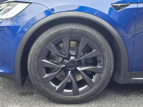 Used 2023 Tesla Model X AWD/4WD image 18