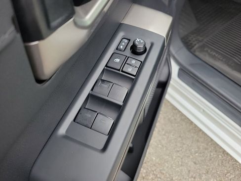 New 2026 Toyota Tundra Limited AWD/4WD image 14