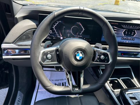 Used 2026 BMW 740i xDrive AWD/4WD image 18