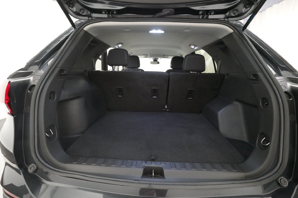 Used 2022 Chevrolet Equinox LS w/ LS Convenience Package FWD image 10