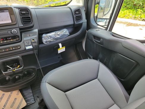 New 2026 RAM ProMaster 2500 w/ Safety Group FWD image 17
