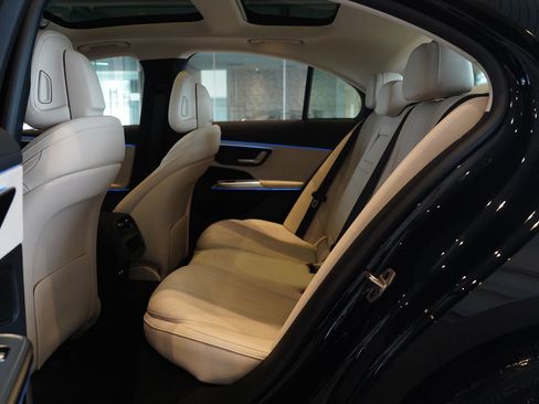 Used 2025 Mercedes-Benz E 350 E 350 image 14