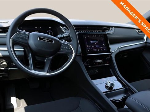 New 2025 Jeep Grand Cherokee Laredo w/ Trailer Tow Package image 13