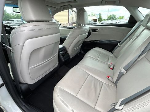 Used 2013 Toyota Avalon XLE Touring FWD image 29