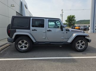 Used 2018 Jeep Wrangler Unlimited Sahara AWD/4WD video 2