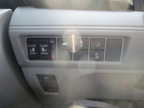 Used 2019 Honda Odyssey EX-L image 16