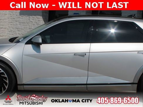 Used 2024 Hyundai Ioniq 5 Limited image 12