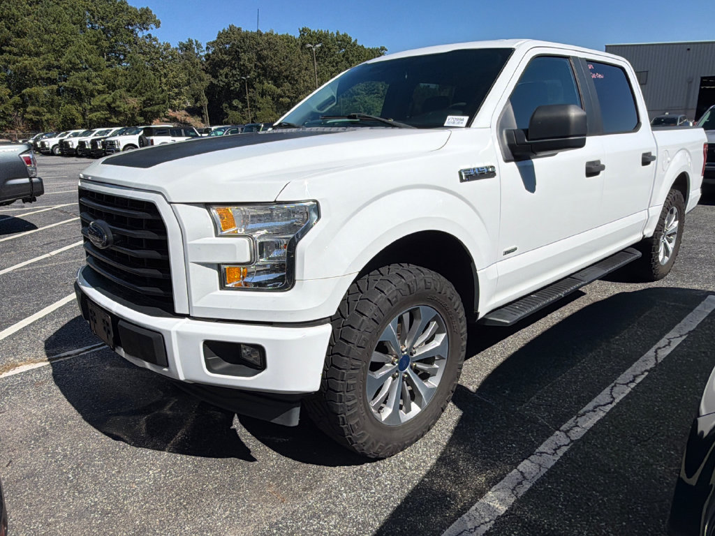 Used 2017 Ford F150 XL w/ Equipment Group 101A Mid RWD image 2