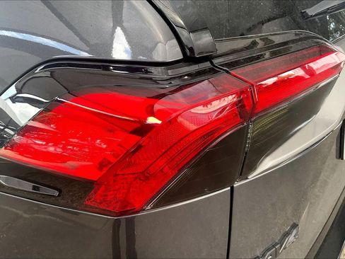 Used 2021 Toyota RAV4 XSE AWD/4WD image 28