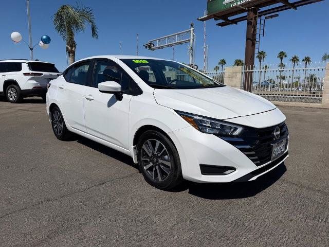 Certified 2025 Nissan Versa SV w/ Trunk Package FWD 360° Tour