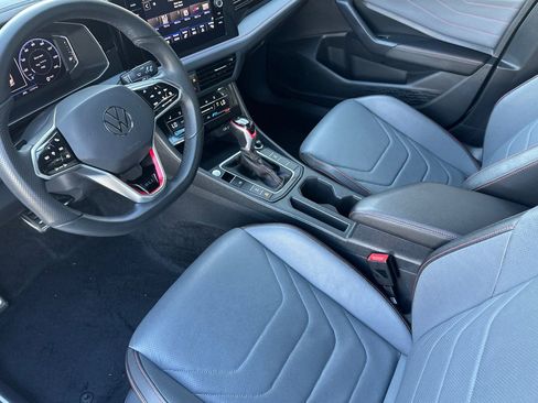Used 2025 Volkswagen Jetta GLI Autobahn image 10