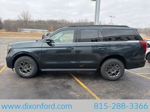 New 2026 Ford Expedition Active image 4